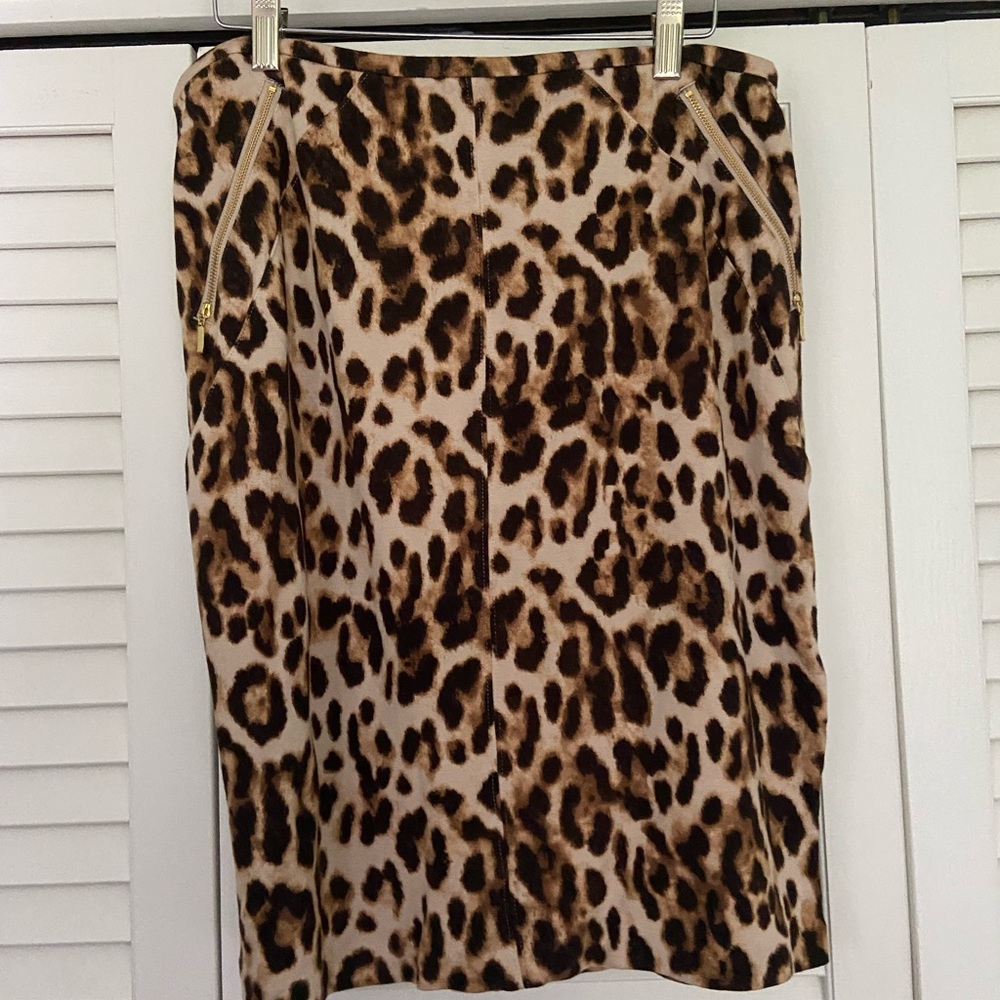 Chico’s leopard pencil skirt excellent condition
